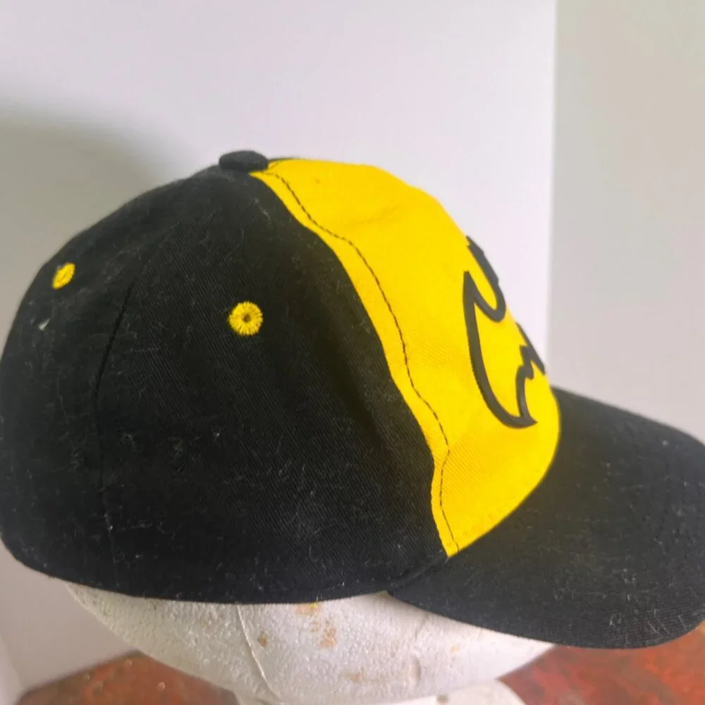 Batman Youth Kids Black‎ Yellow DC Comic Superhero SnapBack Baseball Hat Cap